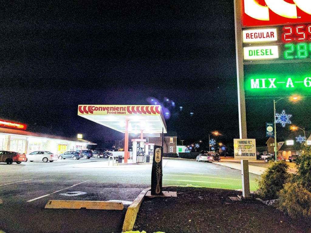 Convenient Food Mart - convenience store  | Photo 7 of 8 | Address: 643 Delaware Ave, Palmerton, PA 18071, USA | Phone: (610) 826-6565
