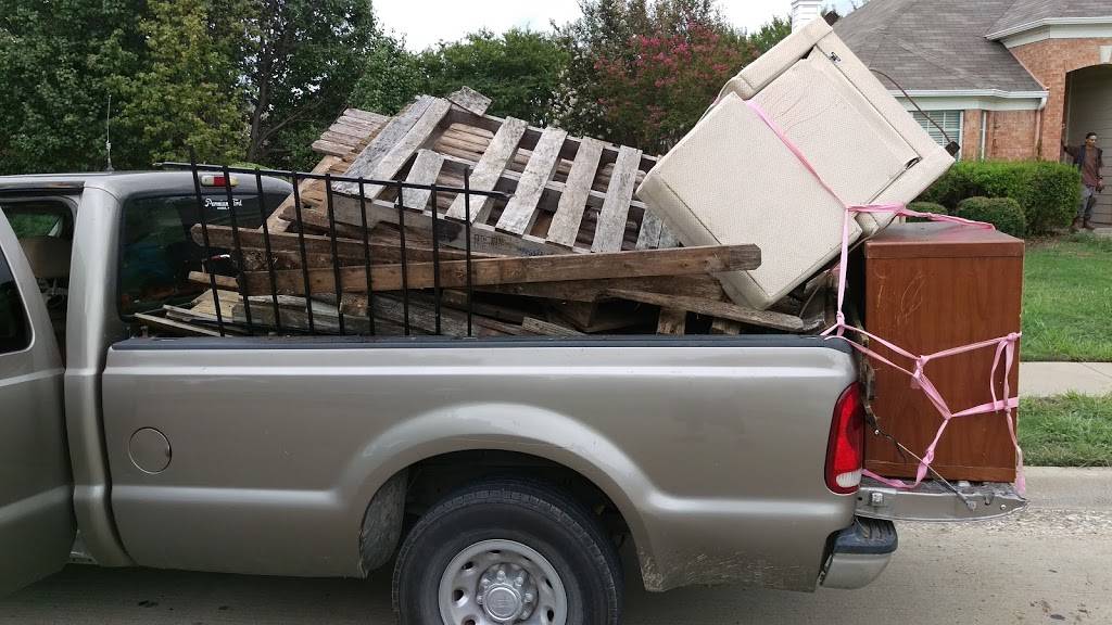 DFW JUNK and Trash Pick up Services | 7712 Acapulco Rd, Fort Worth, TX 76112, USA | Phone: (817) 846-2253