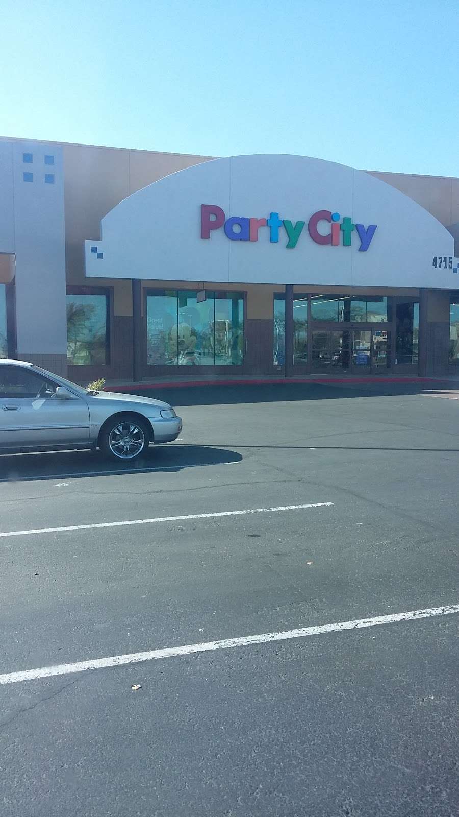 Party City | 4715 E Ray Rd, Phoenix, AZ 85044, USA | Phone: (480) 705-0580