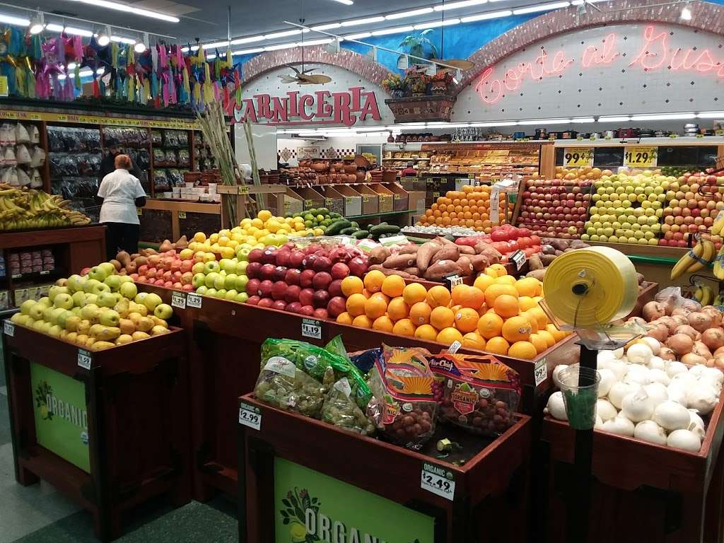Vallarta Supermarkets | 757 S Workman St, San Fernando, CA 91340, USA | Phone: (818) 365-8603
