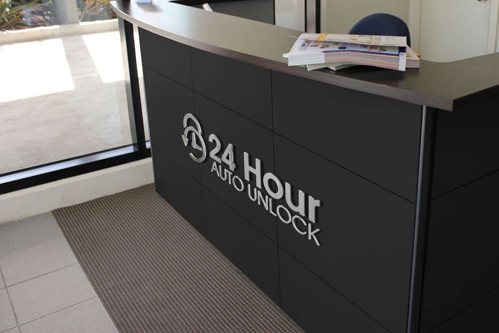 24 Hour Auto Unlock | 204 W Geneva St, Williams Bay, WI 53191, USA | Phone: (262) 427-6888