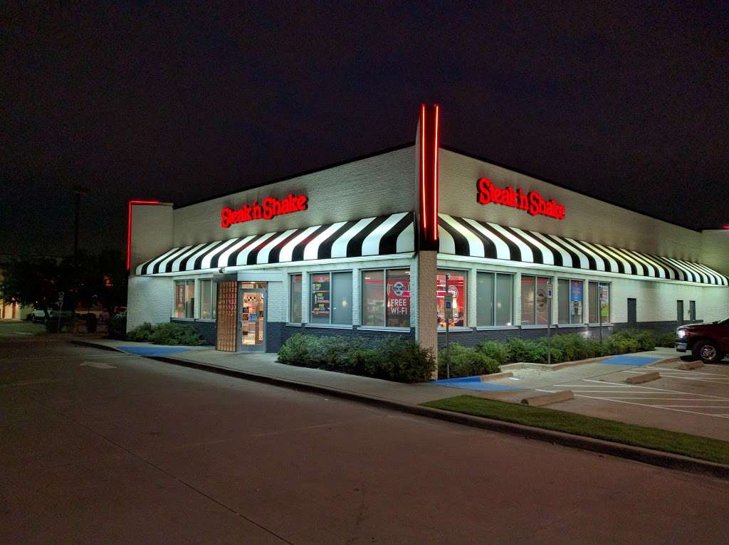 Steak n Shake (Temporarily Closed) | 2205 E Grapevine Mills Cir, Grapevine, TX 76051, USA