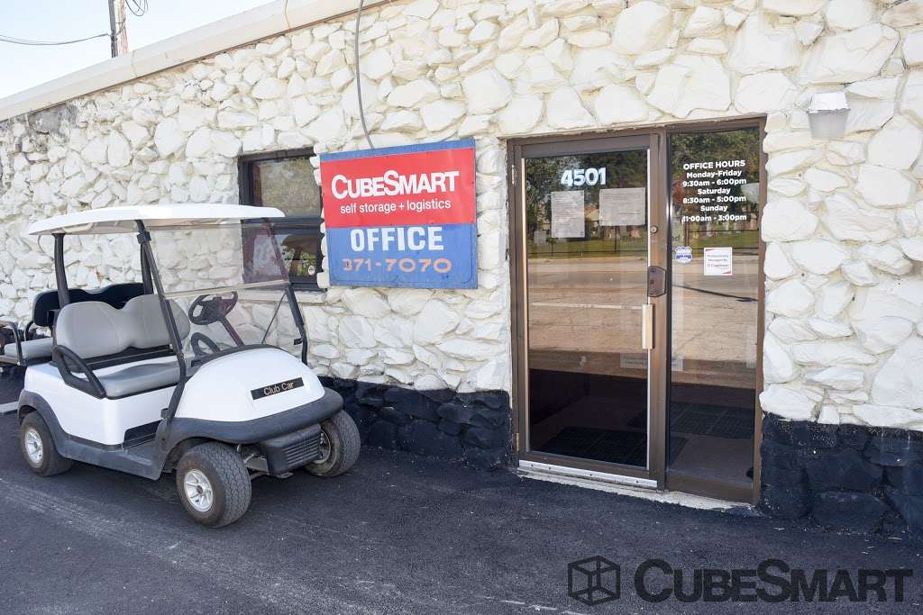 CubeSmart Self Storage | 4501 W 135th St, Crestwood, IL 60418, USA | Phone: (708) 371-7070