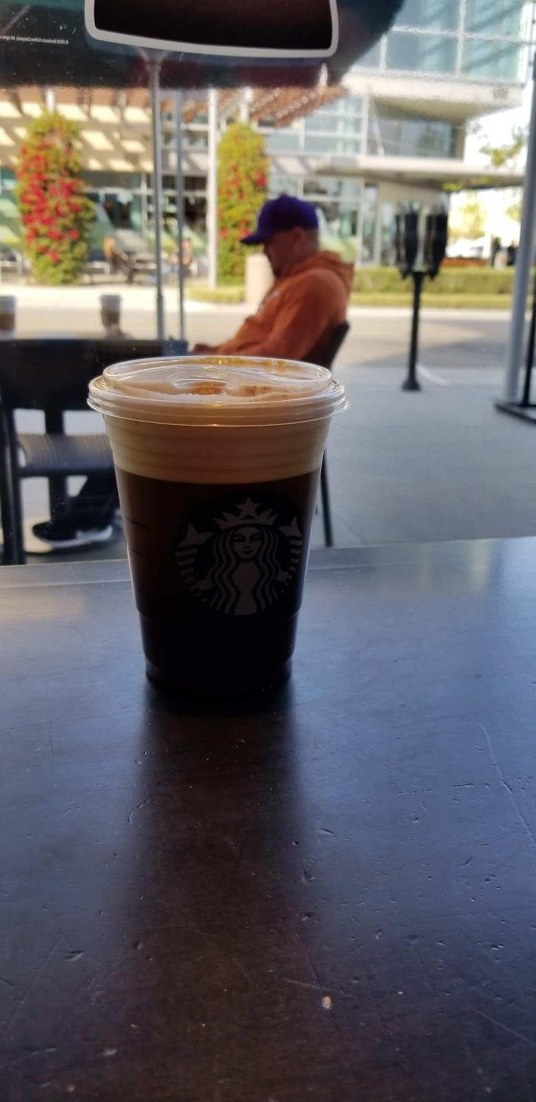 Starbucks | 669 Town Center Dr, Oxnard, CA 93036 | Phone: (805) 485-7572