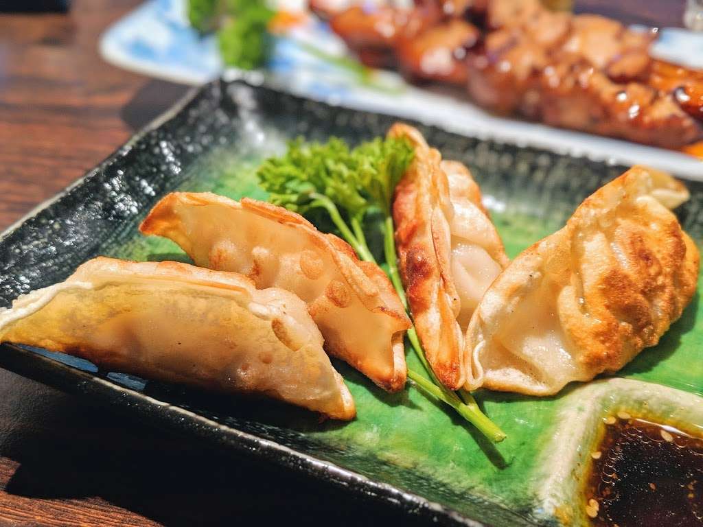 Sasa Sushi | 422 St John St, Clerkenwell, London EC1V 4NJ, UK | Phone: 020 7837 1155