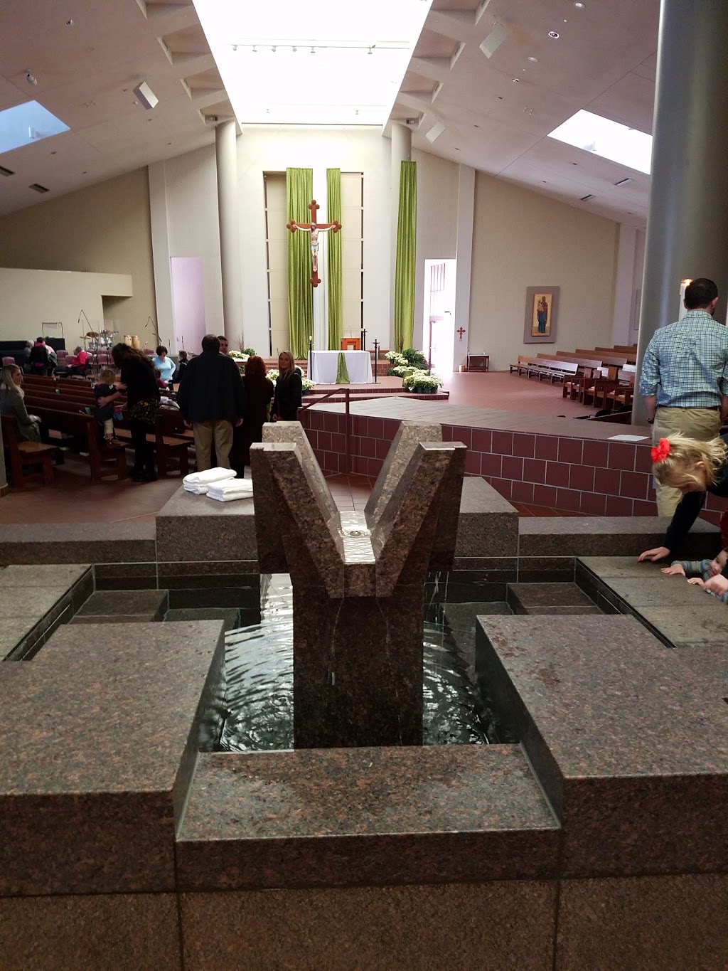 St Thomas Becket Catholic Church | 4455 S Robert Trail, Eagan, MN 55123 | Phone: (651) 683-9808