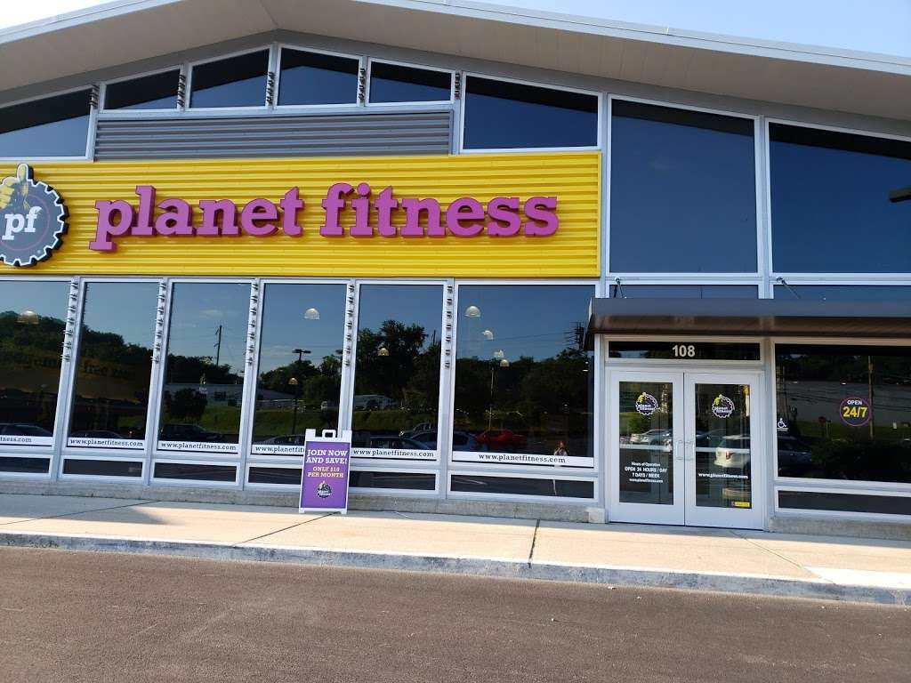 Planet Fitness | Shopping Center, 108 W 1st Ave, Parkesburg, PA 19365, USA | Phone: (484) 206-7766