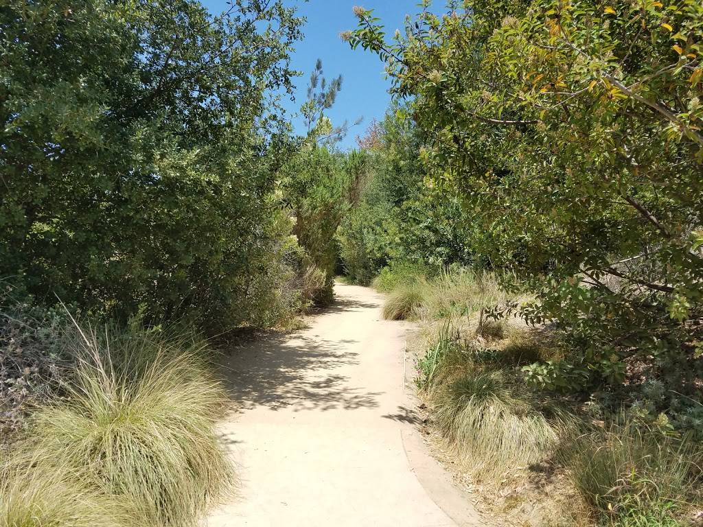 Vista Hermosa Natural Park, Mountains Recreation & Conservation  | 100 N Toluca St, Los Angeles, CA 90026, USA | Phone: (213) 250-1100