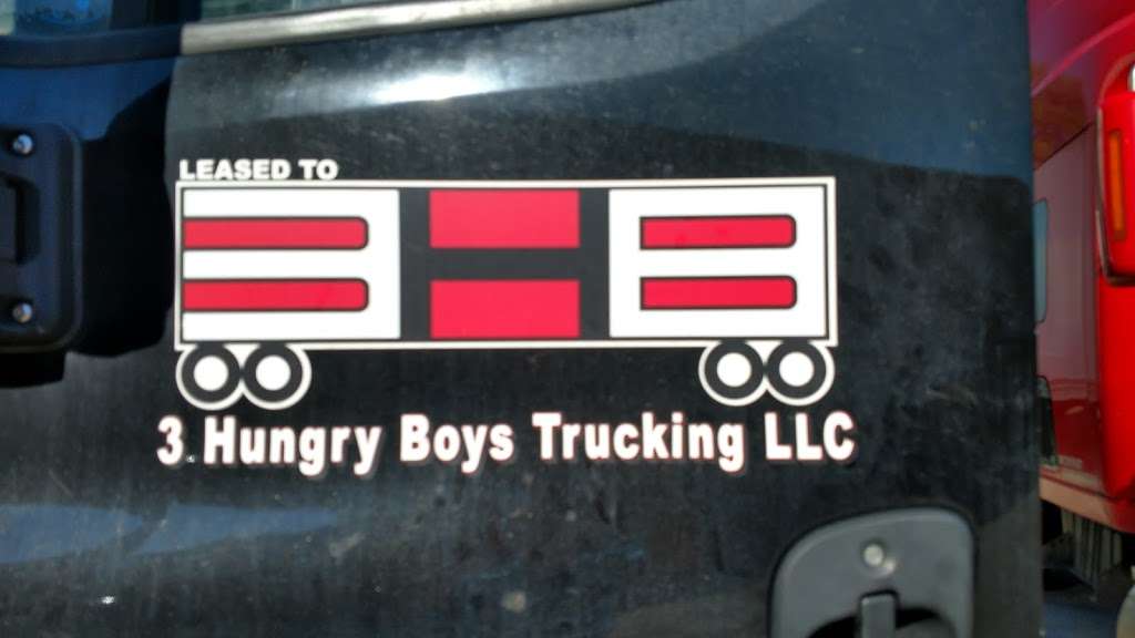 3 Hungry Boys Trucking, LLC | 157 Enterprise Rd, Delafield, WI 53018, USA | Phone: (414) 807-3529