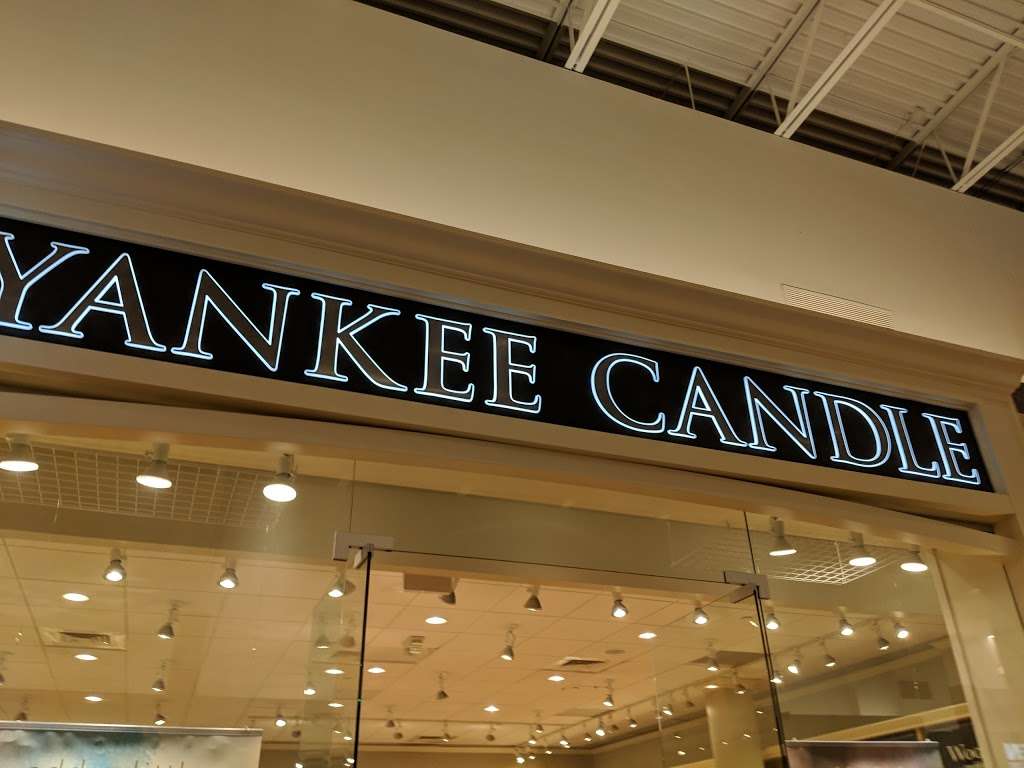 Yankee Candle | 8111 Concord Mill Boulevard, Concord, NC 28027, USA | Phone: (704) 979-6651