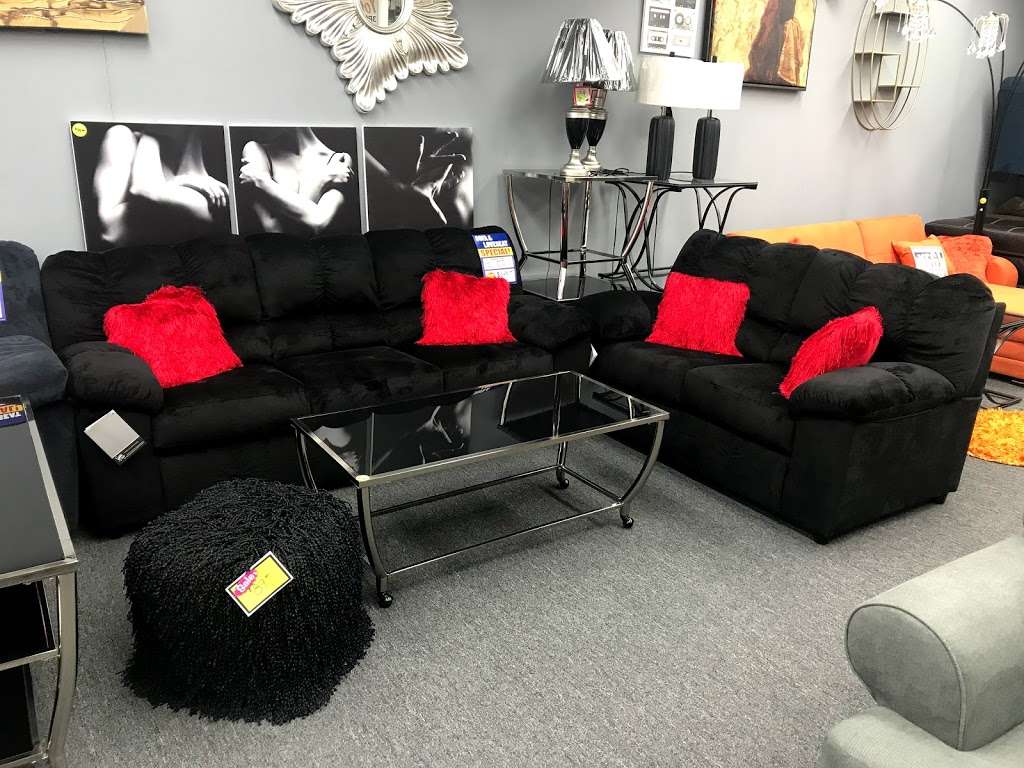 Furniture Warehouse | 1610 Washington Ave, Racine, WI 53403, USA | Phone: (262) 635-0000