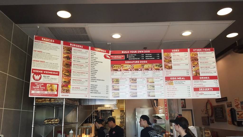 Mugsy Dogs | 3160 E Queen Creek Rd #101, Gilbert, AZ 85297, USA | Phone: (480) 719-6088