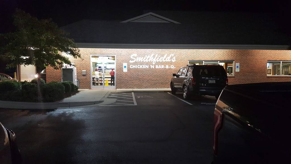 Smithfields Chicken N Bar-B-Q | 4000 Jones Sausage Rd, Garner, NC 27529, USA | Phone: (919) 779-0095