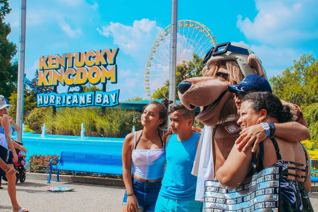 Kentucky Kingdom & Hurricane Bay | 937 Phillips Ln, Louisville, KY 40209, USA | Phone: (502) 813-8200