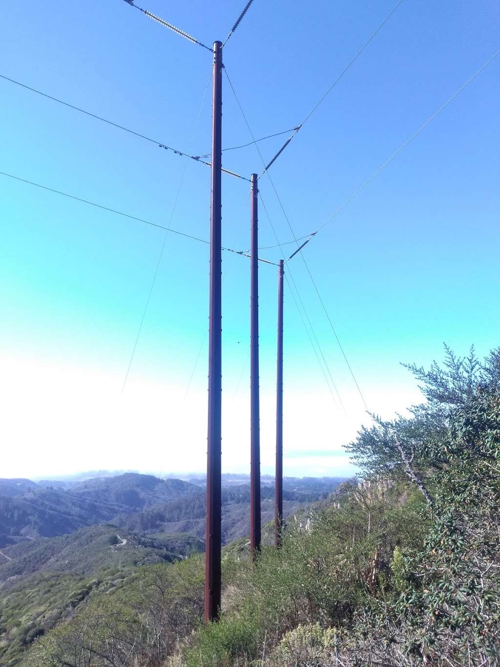 3 Red Poles | Pacifica, CA 94044