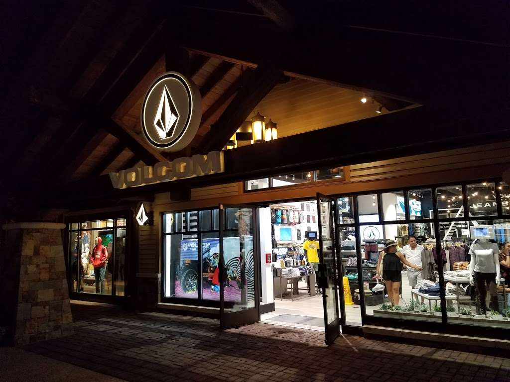 Volcom Disney Springs | Lake Buena Vista, FL 32830 | Phone: (407) 560-8239