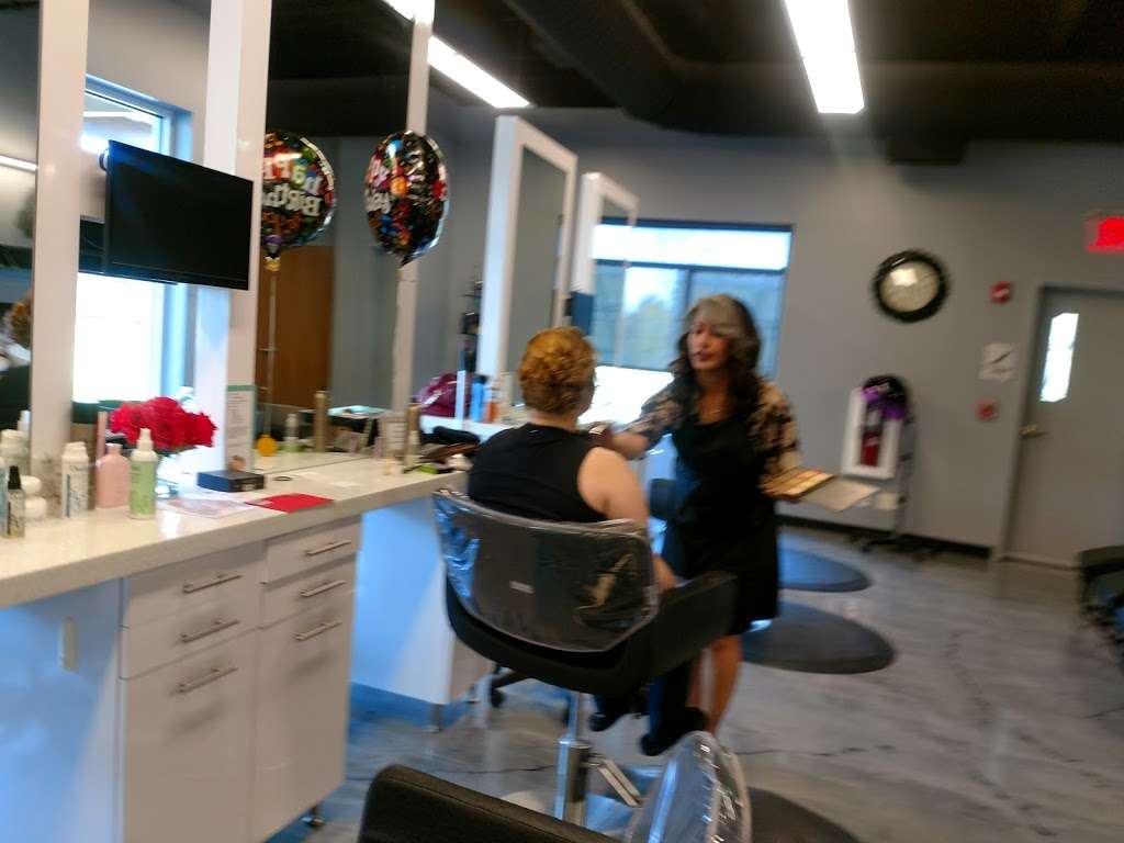 Bella Viaggio Salons & Spas | 183 Rockingham Rd, Windham, NH 03087 | Phone: (603) 898-9222