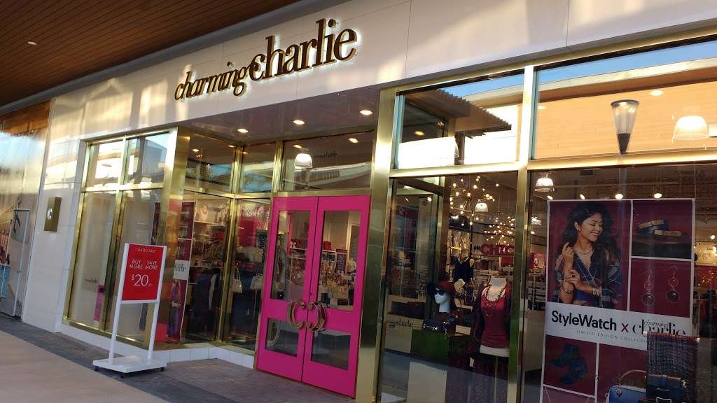 Charming Charlie | 700 Baybrook Mall, Friendswood, TX 77546, USA | Phone: (281) 480-4288