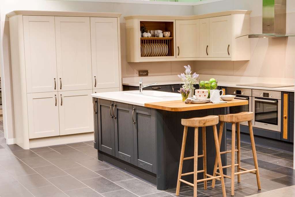 Wren Kitchens | Lakeside Retail Park, Claps Gate Lane, Grays RM20 1WN, UK | Phone: 01708 209209