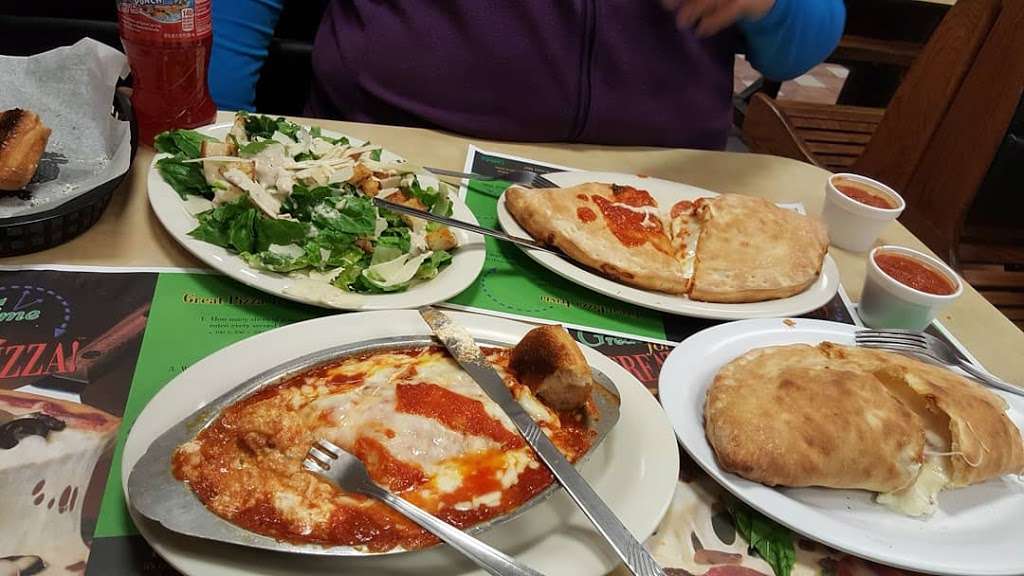Bambinos Pizza & Pasta | 101 Mill Plain Rd, Danbury, CT 06811, USA | Phone: (203) 730-9505