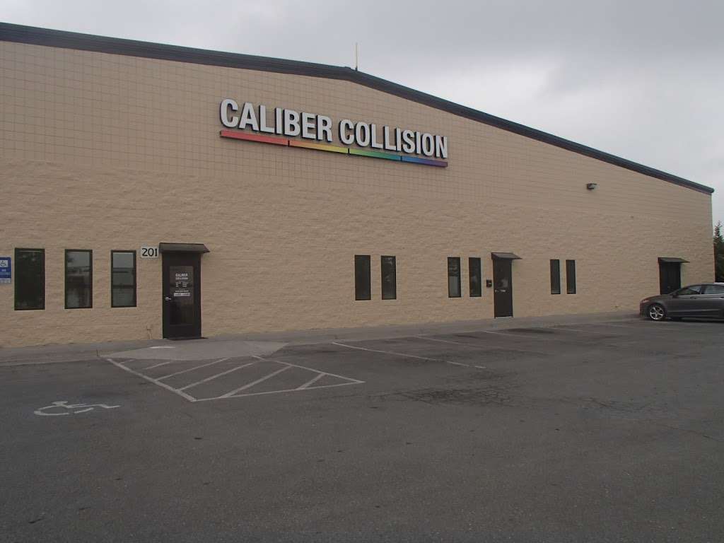 Caliber Collision | 201 Prosperity Dr, Winchester, VA 22602, USA | Phone: (540) 868-8650