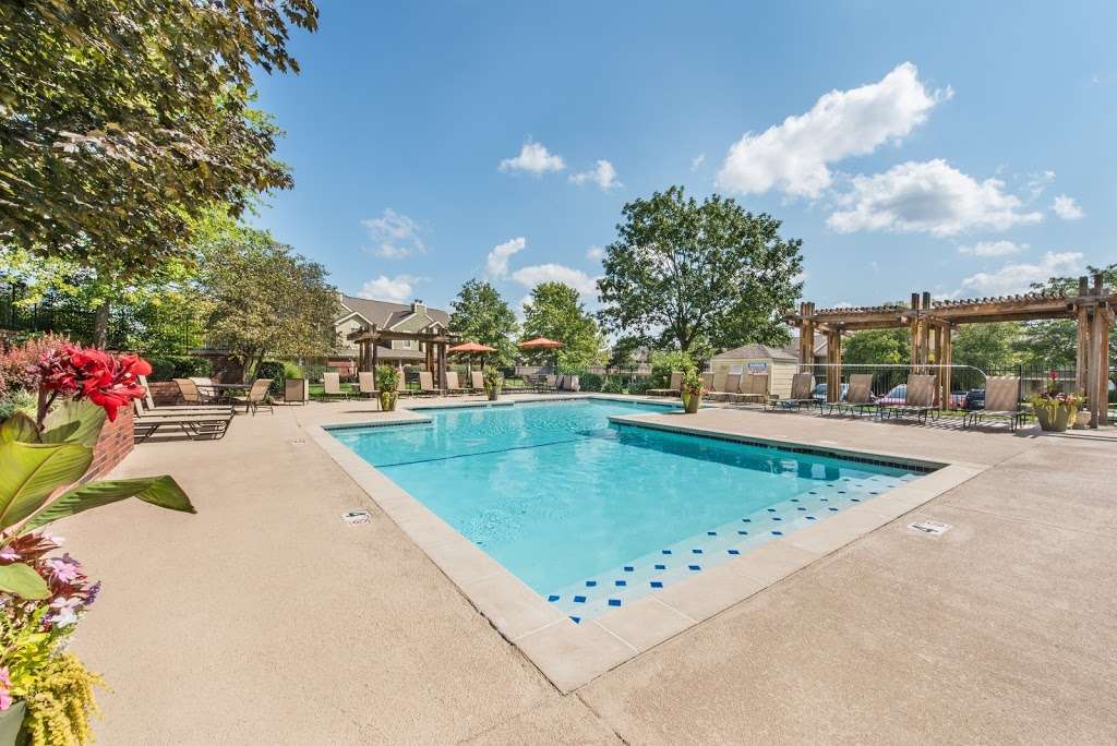 Highland Ridge Apartments | 11846 Perry St, Overland Park, KS 66210 | Phone: (913) 339-6510