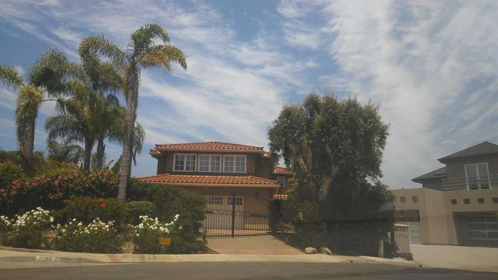 Crest Canyon Park | 2250 Del Mar Heights Rd, San Diego, CA 92130