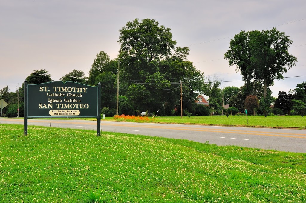 St Timothy Catholic Church (Iglesia Católica San Timoteo) | 413 Timothy Ln, Tappahannock, VA 22560, USA | Phone: (804) 443-2760