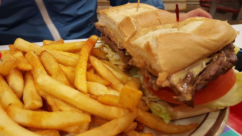 Bobos Hamburgers | 7300 Pacific Blvd, Huntington Park, CA 90255, USA | Phone: (323) 586-2020