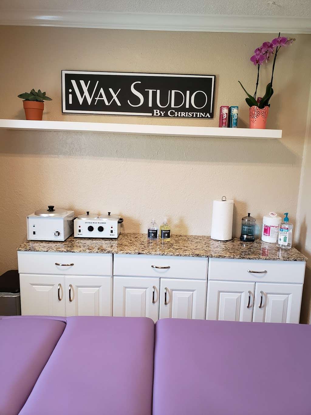 iWAX Studio | 7937 Broadway St, Pearland, TX 77581, USA | Phone: (281) 744-6817