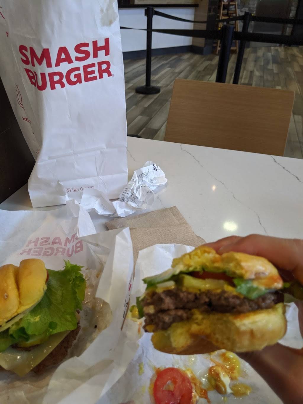 Smashburger | 4300 Glumack Dr, St Paul, MN 55111, USA | Phone: (612) 356-5838