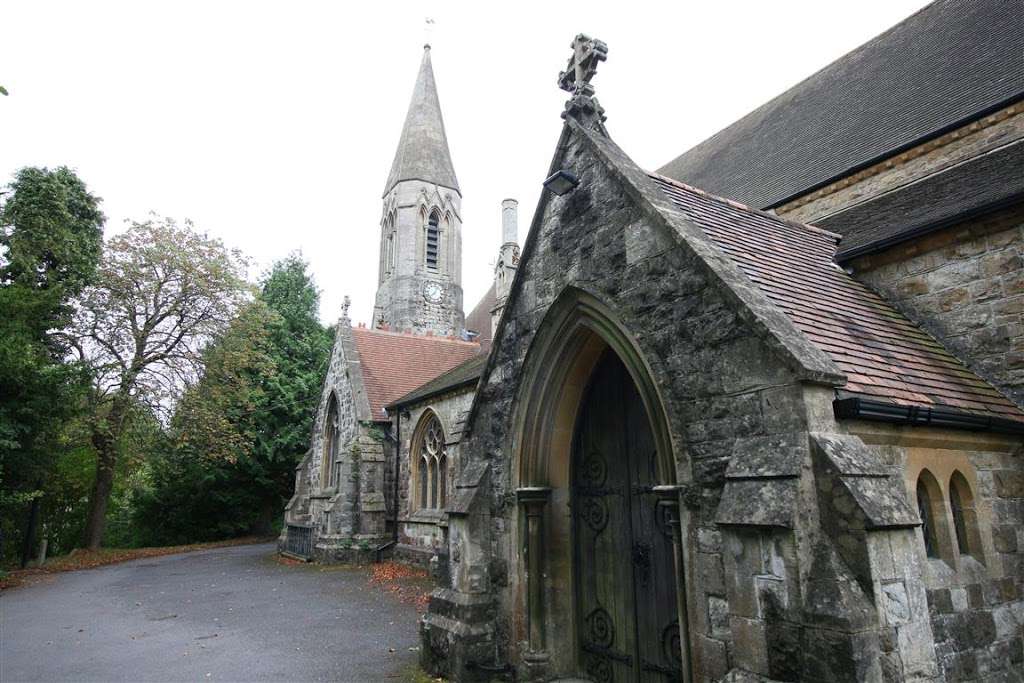 ALL SAINTS & ST BARNABAS | Church Rd, Kenley CR8 5DU, UK