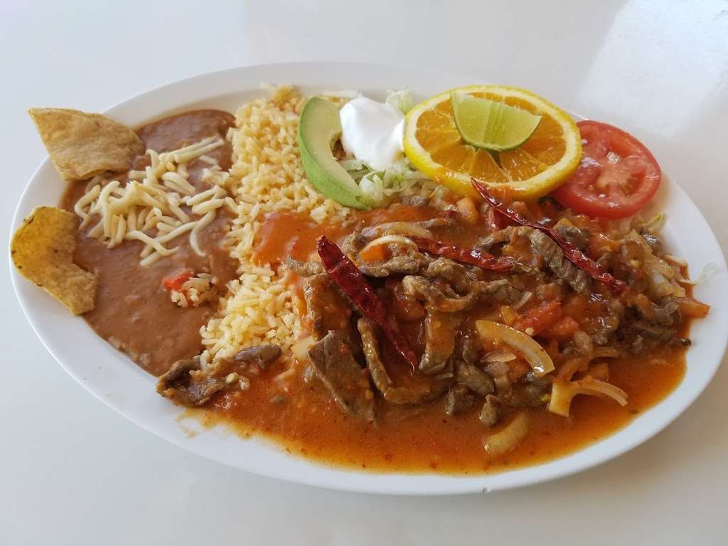 Taqueria los tres potrillos Inc (taco Grill) | 2316, 425 W Lake St, Addison, IL 60101 | Phone: (630) 543-0777