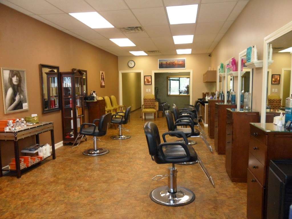 Unique Hair Studio | 176 Pulaski Ave, Sayreville, NJ 08872, USA | Phone: (732) 238-0084