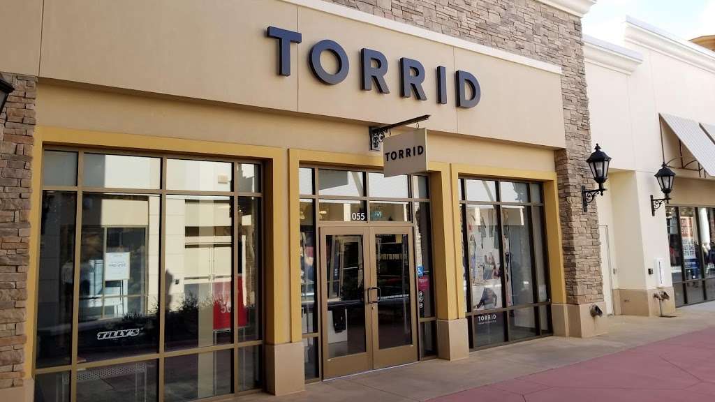 Torrid | 5512 New Fashion Way, Spc 105, Charlotte, NC 28278, USA | Phone: (704) 587-9700