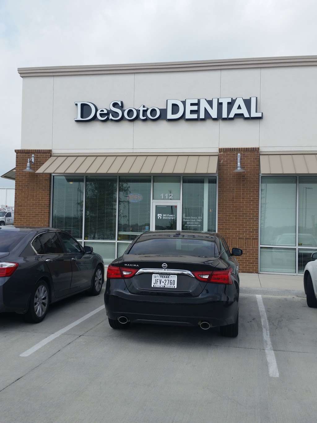 Desoto Dental | 200 W Parkerville Rd, DeSoto, TX 75115, USA | Phone: (469) 643-3422