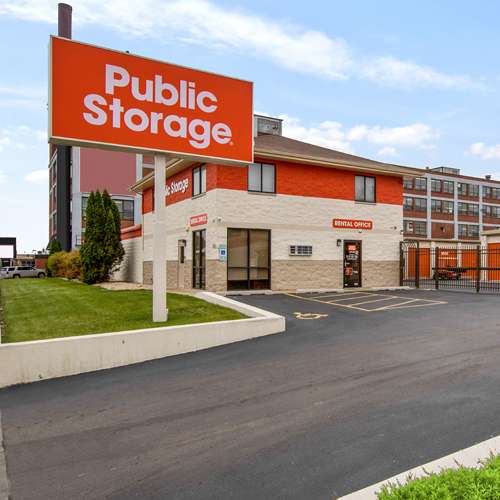 Public Storage | 2638 N Pulaski Rd, Chicago, IL 60639, USA | Phone: (773) 417-1569