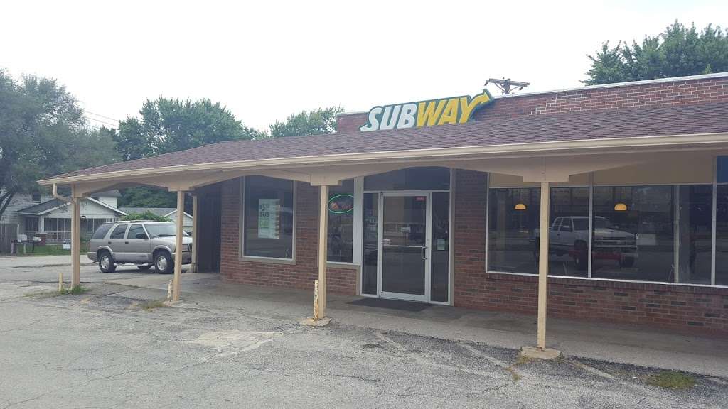 Subway Restaurants | 2 E Monroe St, Buckner, MO 64106 | Phone: (816) 249-9194