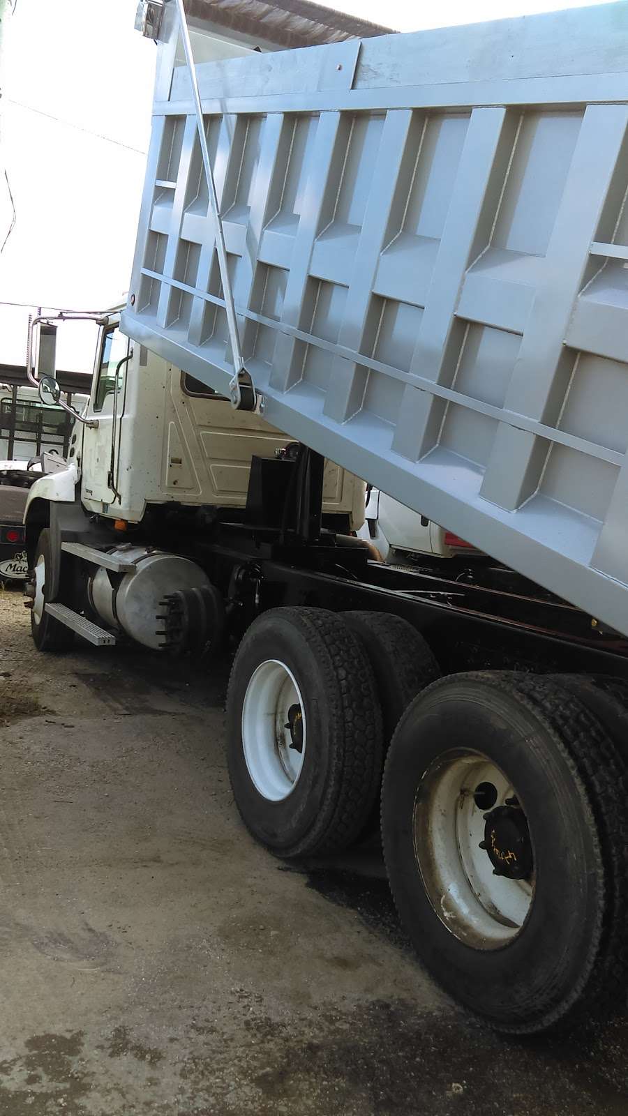 Alex Trucks Weld & Gen Repair | 11350 NW South River Dr # A, Medley, FL 33178, USA | Phone: (305) 805-9226