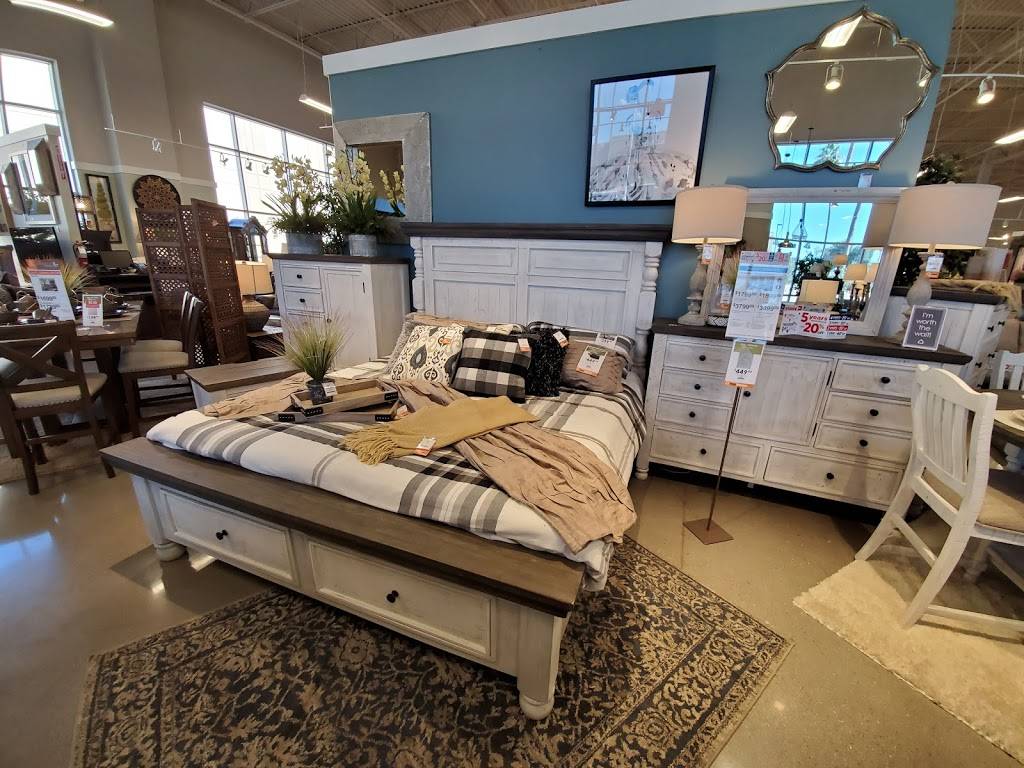 Ashley HomeStore | 8515 S Emerald Dr, Tempe, AZ 85284, USA | Phone: (480) 562-5900