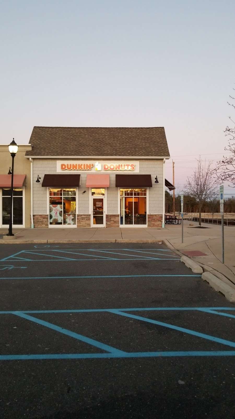 Dunkin Donuts | 501 U.S. 9 #300, Waretown, NJ 08758, USA | Phone: (609) 242-0092