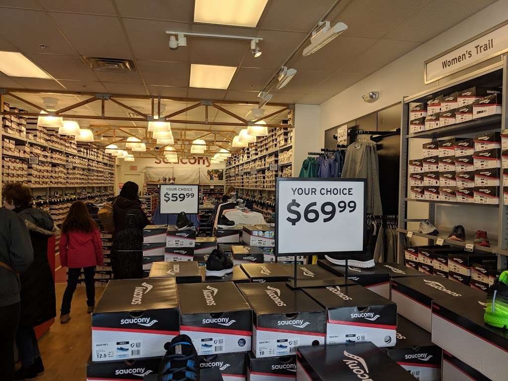 Saucony | 80 Premium Outlets Blvd # 151, Merrimack, NH 03054, USA | Phone: (603) 429-0896