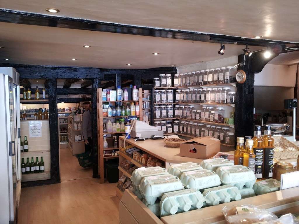 Full Of Beans Whole Foods Store | 2 Church St, Sawbridgeworth CM21 9AB, UK | Phone: 01279 726002