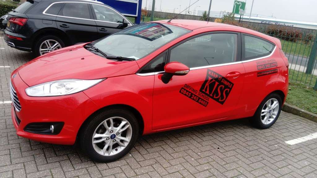 KISS Driving School | 38-26 Linnet Dr, Chelmsford CM2 8AE, UK | Phone: 07523 174172