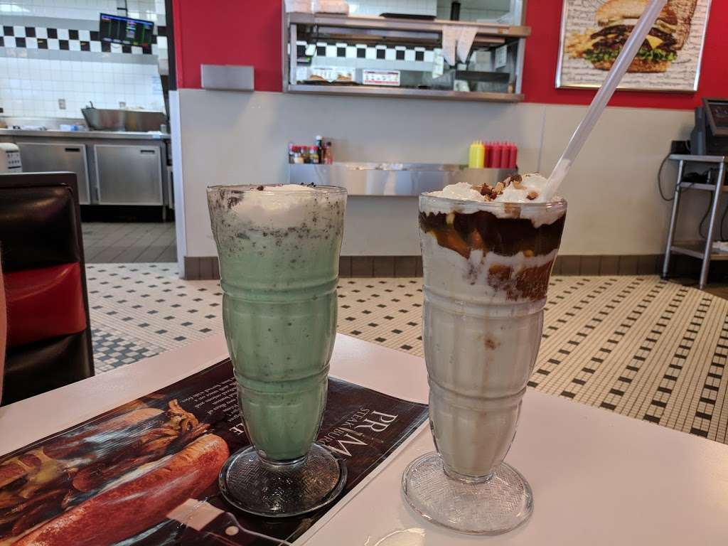 Steak n Shake | 7960 US-31, Indianapolis, IN 46227, USA | Phone: (317) 888-9584