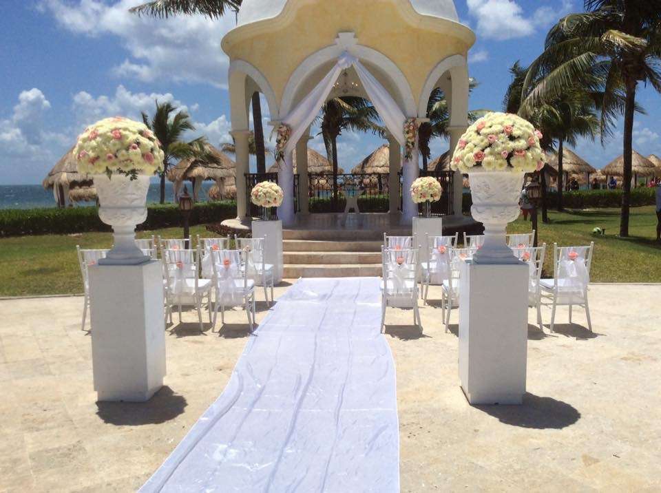 HoneymoonAndDestinationWeddings.com | 6462, 1709 Dell St, Allentown, PA 18103 | Phone: (610) 709-9876