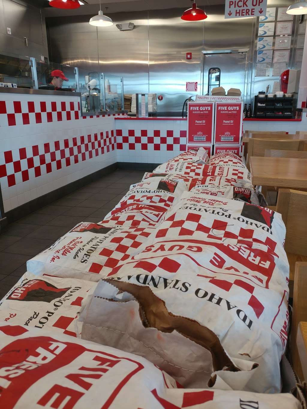 Five Guys | 96 Sofia Dr, Shrewsbury, PA 17361 | Phone: (717) 942-2611