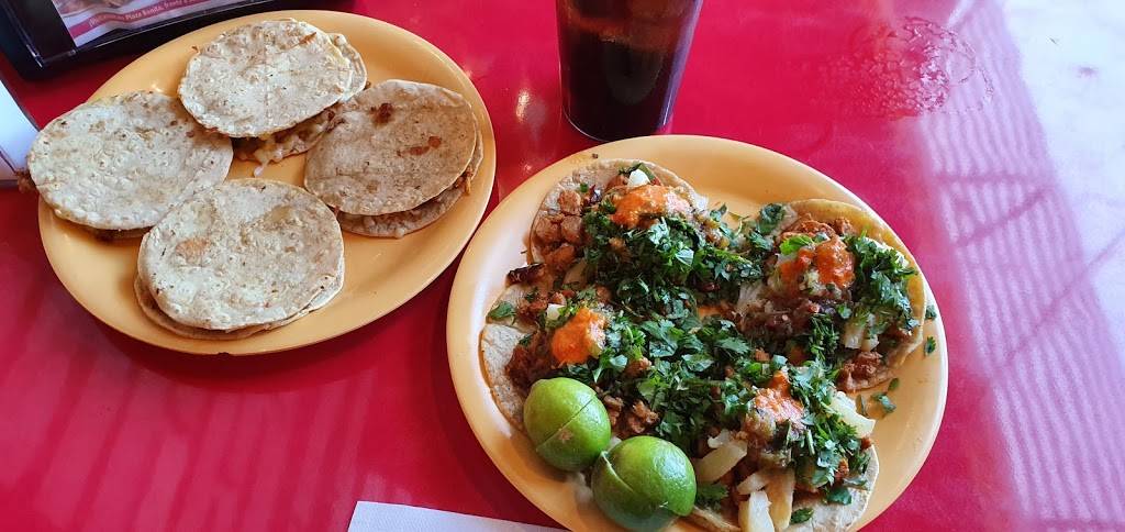 Taquería Aaajiji | Av. Tecnológico 5350, La Cuesta, 32663 Cd Juárez, Chih., Mexico | Phone: 656 367 4618