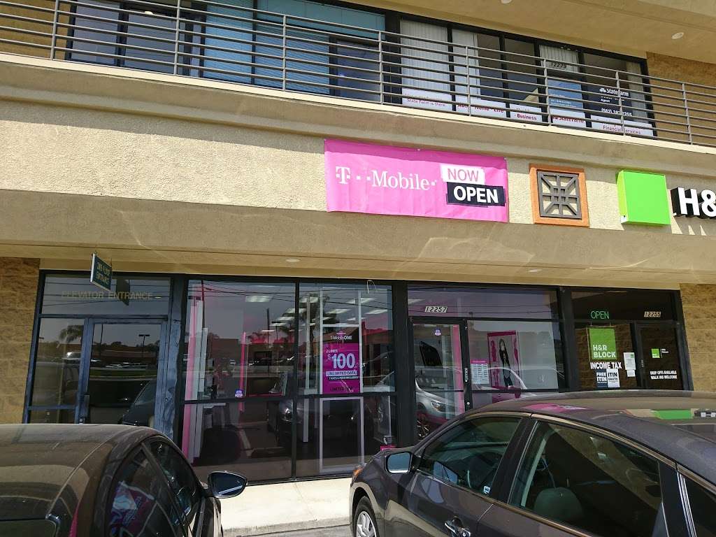 T-Mobile | 12257 La Mirada Blvd, La Mirada, CA 90638, USA | Phone: (562) 758-3453