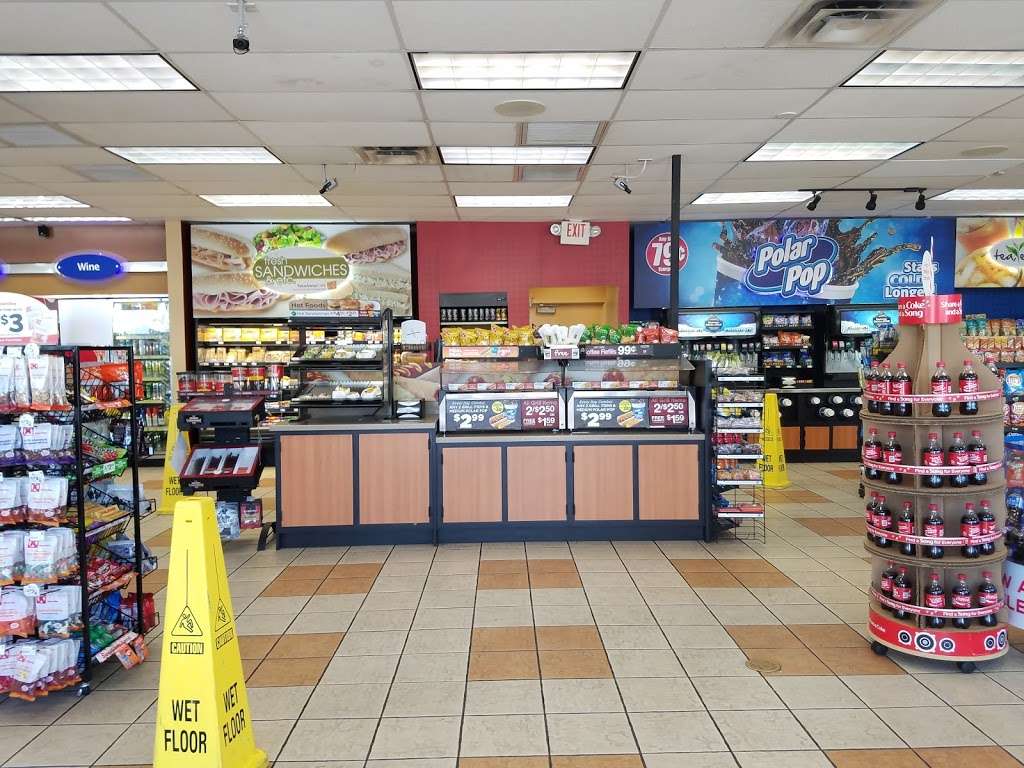 Circle K | 401 N John Young Pkwy, Orlando, FL 32805, USA | Phone: (407) 293-1992